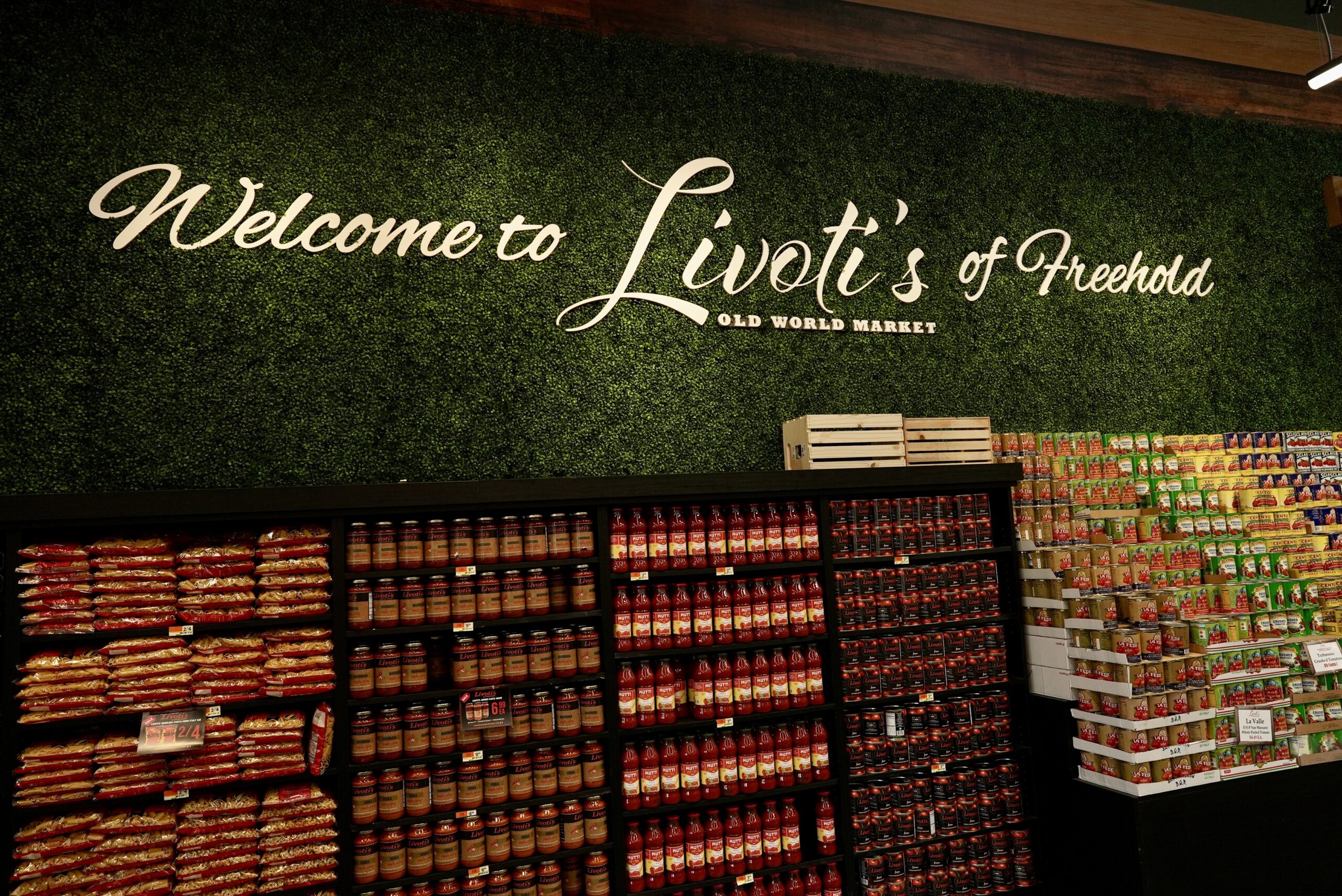Sign welcoming customers to Livoti's Old World Market of Freehold